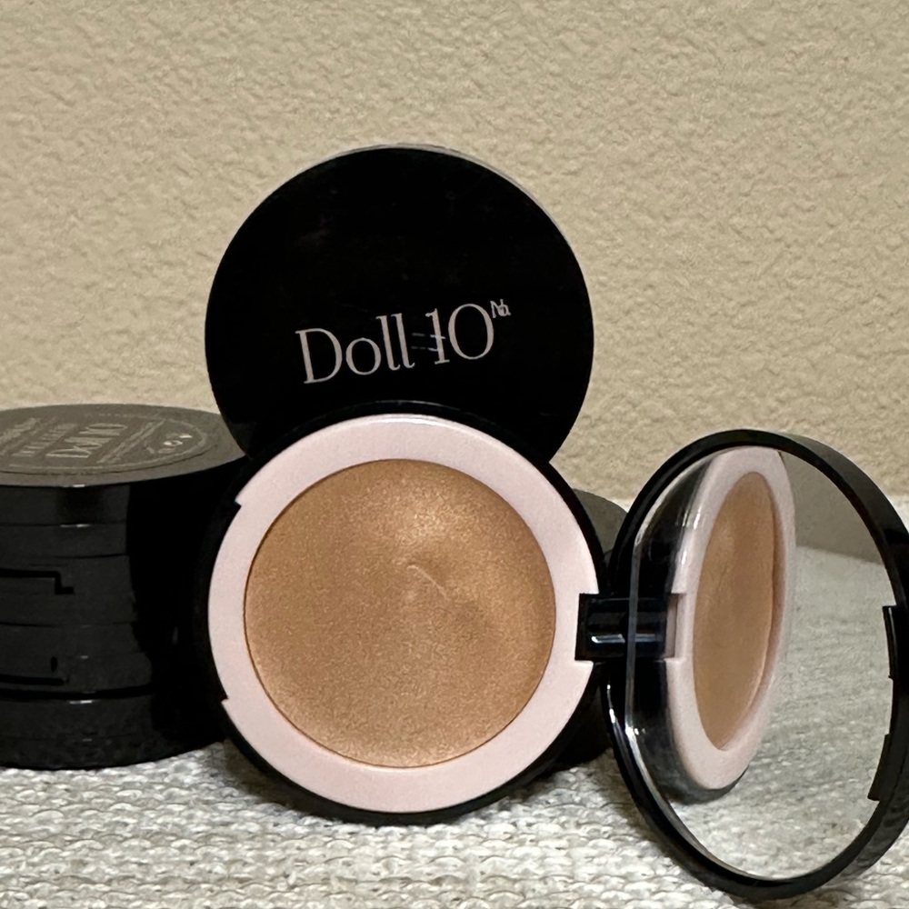 Doll 10 H2 Glow Highlighter, Doll Glow